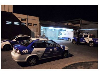 Investigan c�mo una mujer result� quemada en barrio Los Troncos