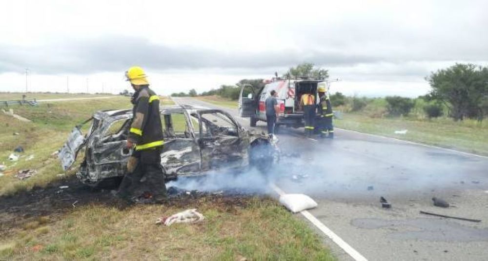Dos personas murieron en un vuelco cerca de Naschel