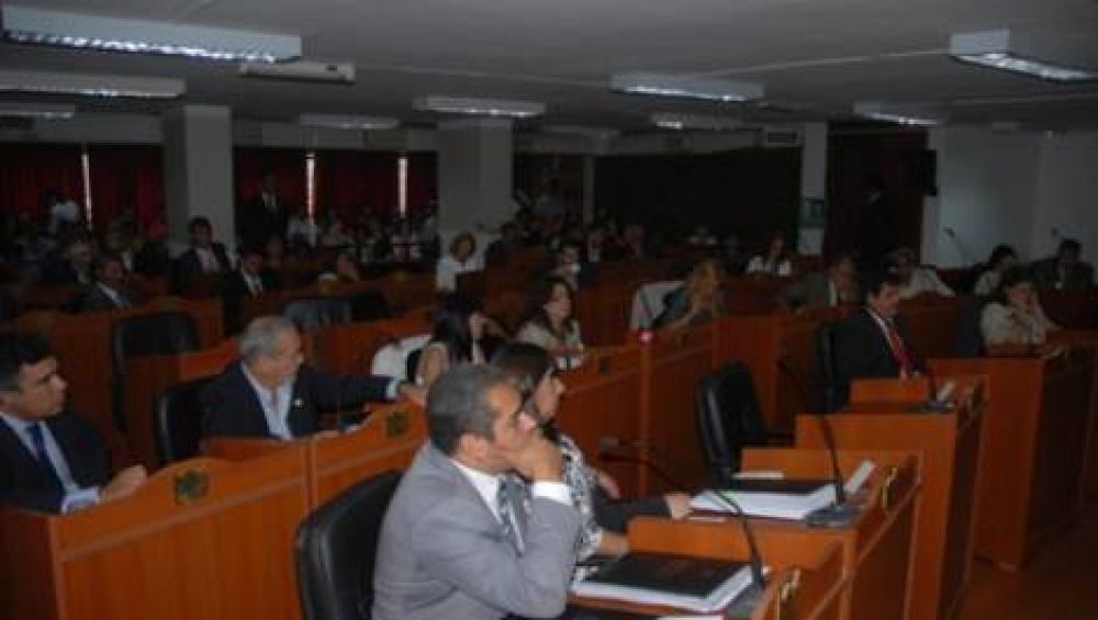 Corpacci explic� la situaci�n econ�mica a los legisladores del FV