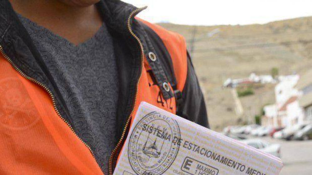 El estacionamiento medido en el centro ya cuesta $6