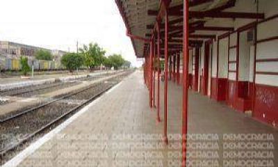 Tras 60 d�as, vuelve el tren de pasajeros