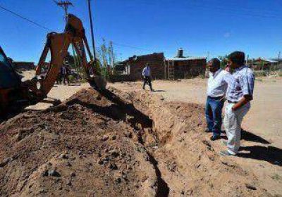 Avanza obra de agua en Valentina 
