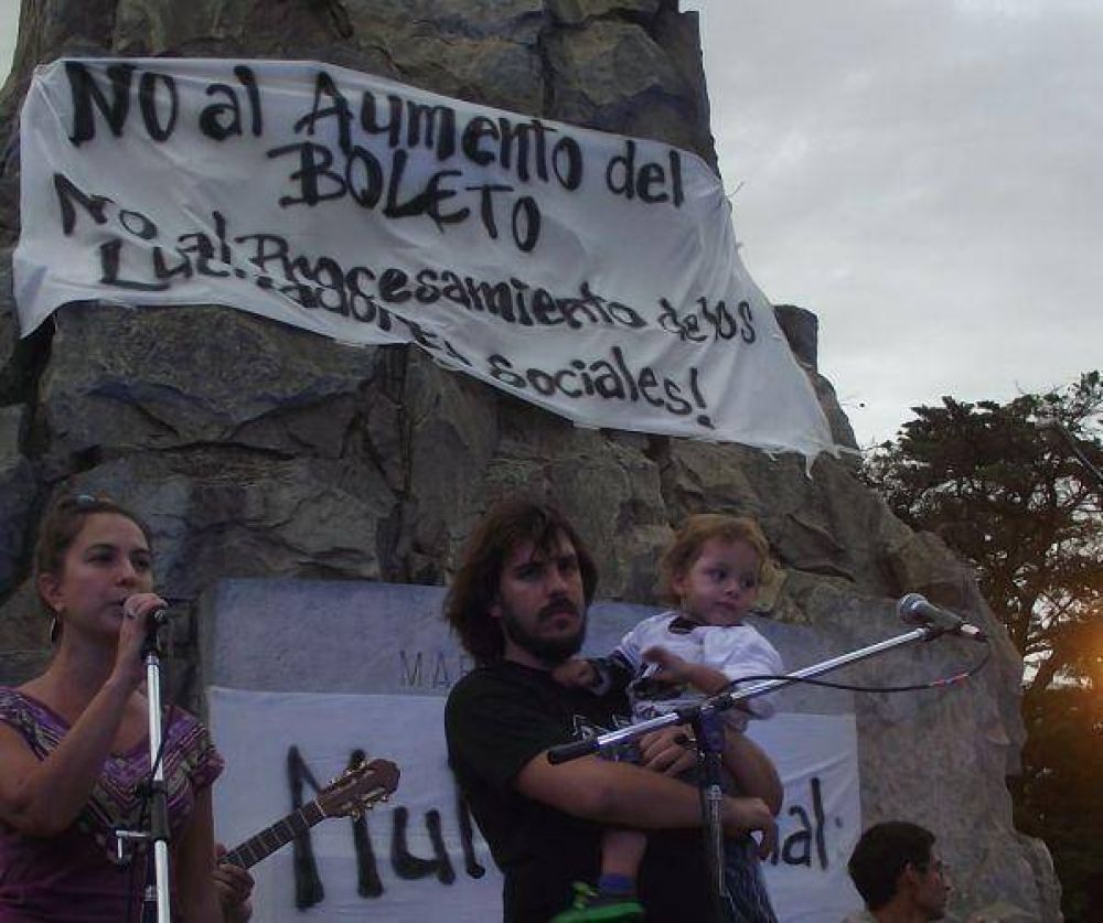 Le pusieron m�sica al rechazo al aumento del boleto
