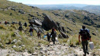 Cerro Champaqu�: Hallaron a los j�venes que se perdieron