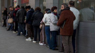 Dif�cil inicio de a�o para Espa�a: volvi� a subir el desempleo 