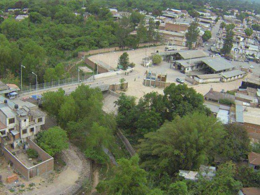 Bloquearon el paso en la frontera con Bolivia