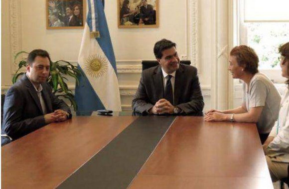 Capitanich y el compromiso pol�tico con Fabiana R�os