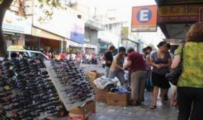 Anteojos truchos: elaboran convenio para evitar su compra