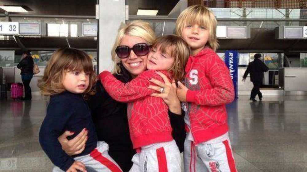 Pelea virtual: Wanda Nara volvi� a disparar contra su ex por sus hijos