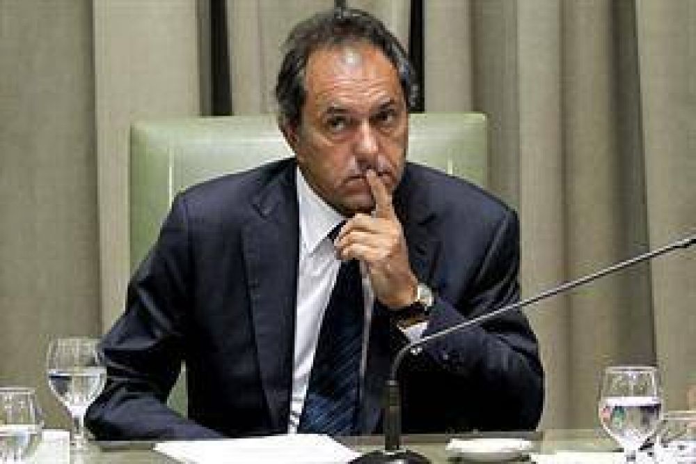 Daniel Scioli pidi� "defender la estabilidad" y "acompa�ar" a Cristina Kirchner