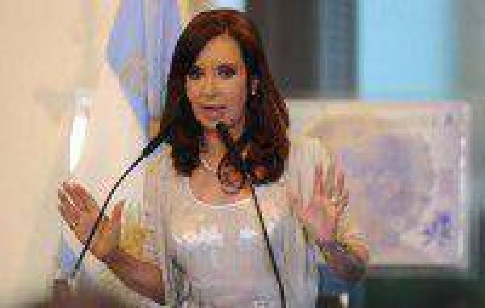 Cristina llam� a la militancia a controlar los precios y la calle