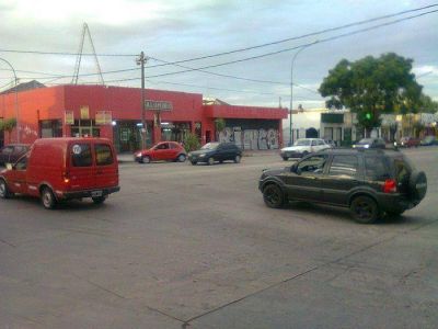 Solicitan un sem�foro en Av. Jara y Rivadavia
