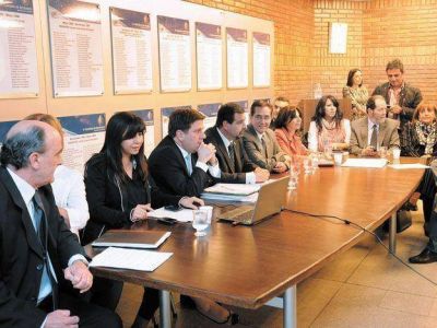 La oposici�n le pide a Paco sincerar todos los n�meros