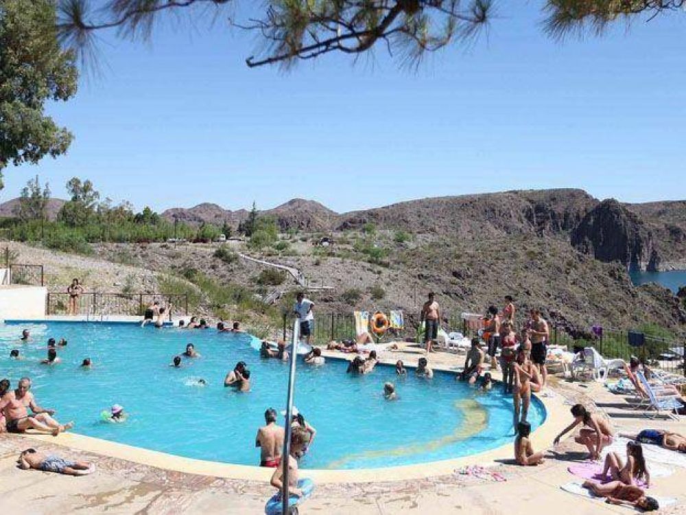 Por d�a, cada turista gast� en enero un promedio de 450 pesos