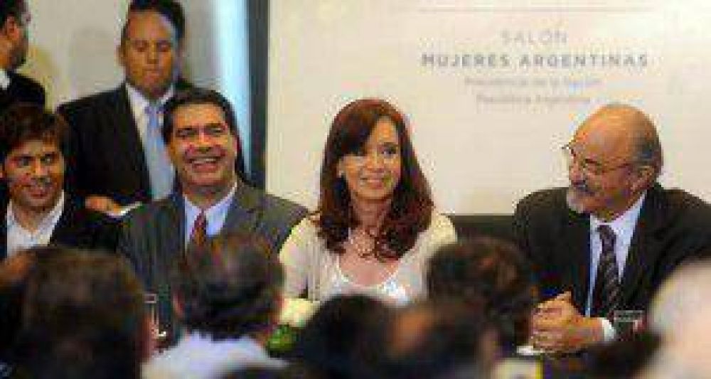 Insfr�n estuvo con la presidenta quien anunci� mejoras sociales