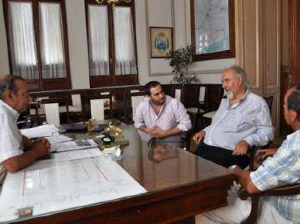 Leguizam�n asumi� su cargo en la delegaci�n de Trabajo