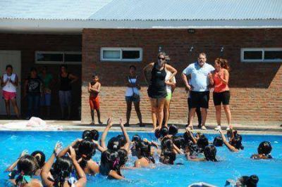 Fontana: Finaliz� el primer mes de colonia de vacaciones municipal