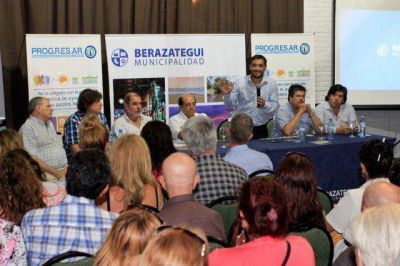 Mussi: �Hace 10 a�os s�lo pod�amos abrazarnos y rezar, mientras que ahora podemos darnos un abrazo y salir a buscar a los pibes� 