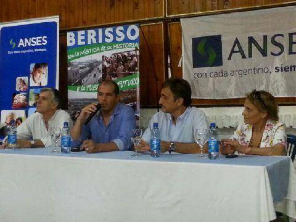 El titular de la ANSeS Berisso ponder� la �apuesta al futuro para los chicos que buscan una salida laboral�
