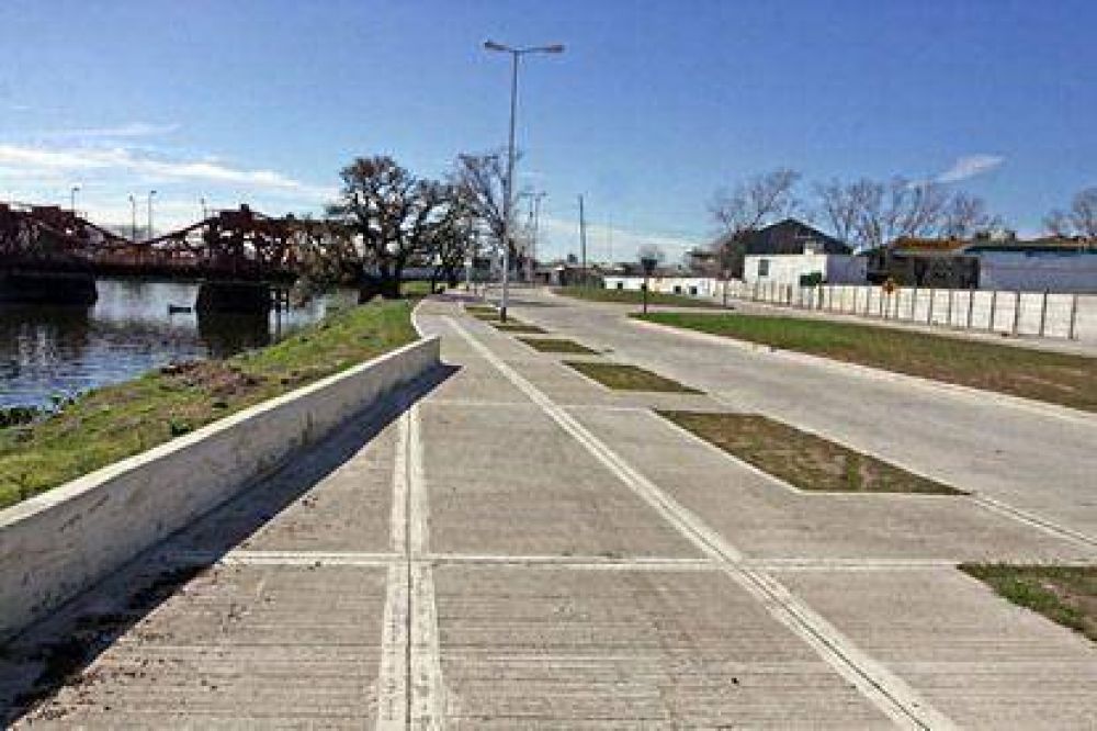 Contin�an las obras de limpieza y saneamiento del Riachuelo en Avellaneda