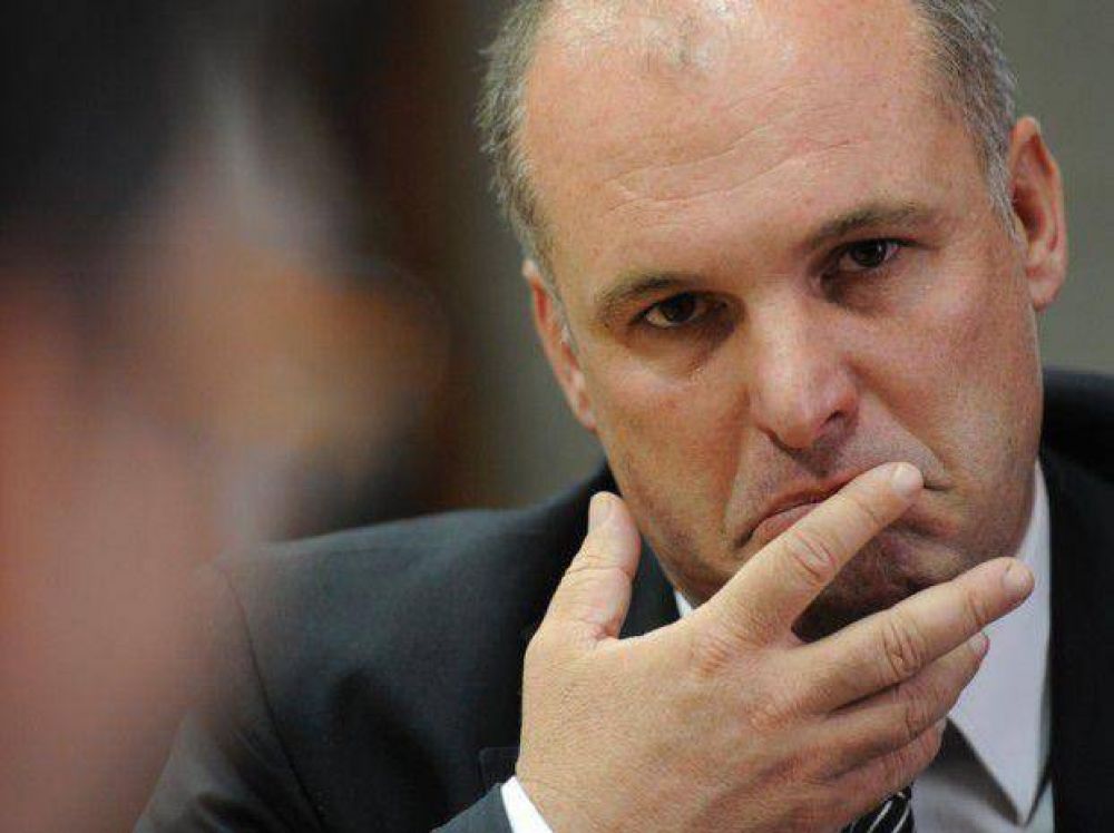 Para Henn, el Gobierno no tiene plan econ�mico integral