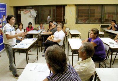 El Gobierno Municipal y ANSES recorren los barrios para inscribir en el programa PRO.GRE.SAR