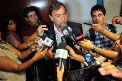 Miguel Isa: "Trabajemos juntos para mejorar el presente de Salta y planificar su futuro�