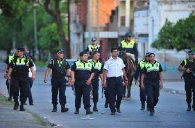 Mantienen el aumento salarial para la Polic�a