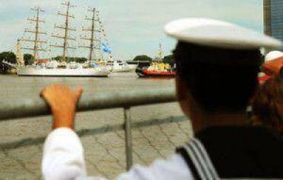 La Fragata Libertad llegar�a en septiembre a Puerto Madryn