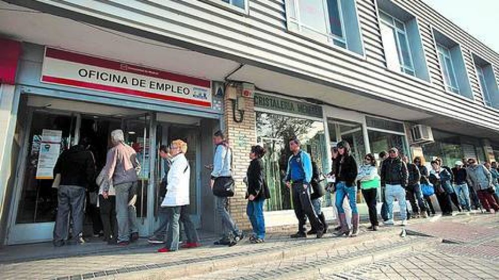 Nueva suba del desempleo en Espa�a, la mayor en 12 a�os