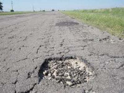 Vecinos autoconvocados por el mal estado de las rutas