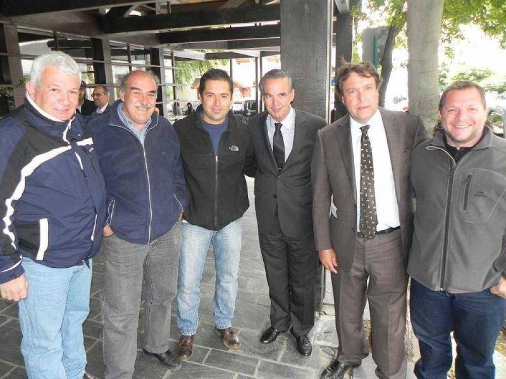 Gremios de Bariloche mantuvieron una positiva reunin con Pichetto y Weretilneck