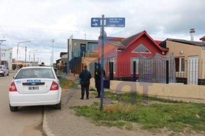Dos menores fueron sorprendidos robando casa de vacacionistas