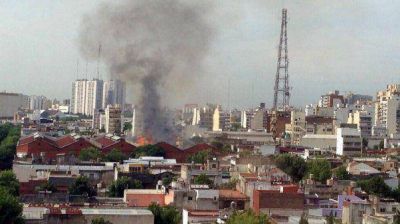Las im�genes del tr�gico incendio en un dep�sito en Barracas