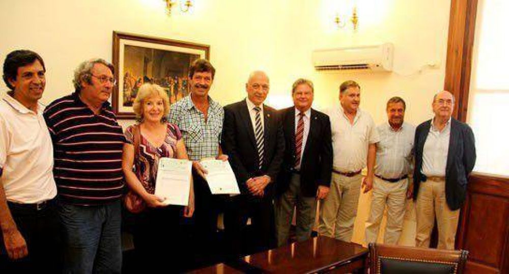 Producci�n: entregaron aportes