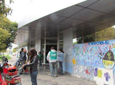 P�simas condiciones laborales en el Consejo Escolar