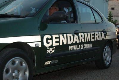 Habr�an allanado la casa del intendente de Carb� baj� un estricto silencio
