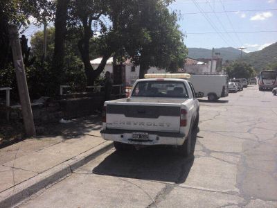 Un trabajador result� herido tras la ca�da de una rama