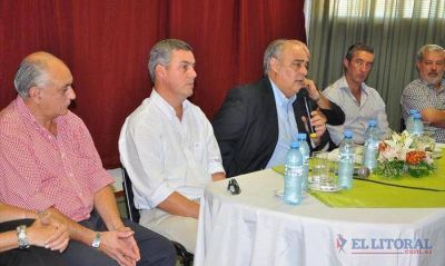 Colombi le pone fecha a sus bonos y la oposici�n lo acusa de agitar fantasmas