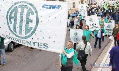 Gremios acusan maniobra del Gobierno para aplacar los reclamos de aumento salarial