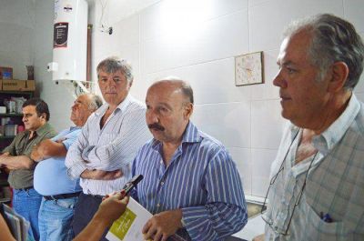 Inza visit� la renovada sede del C�rculo �rabe
