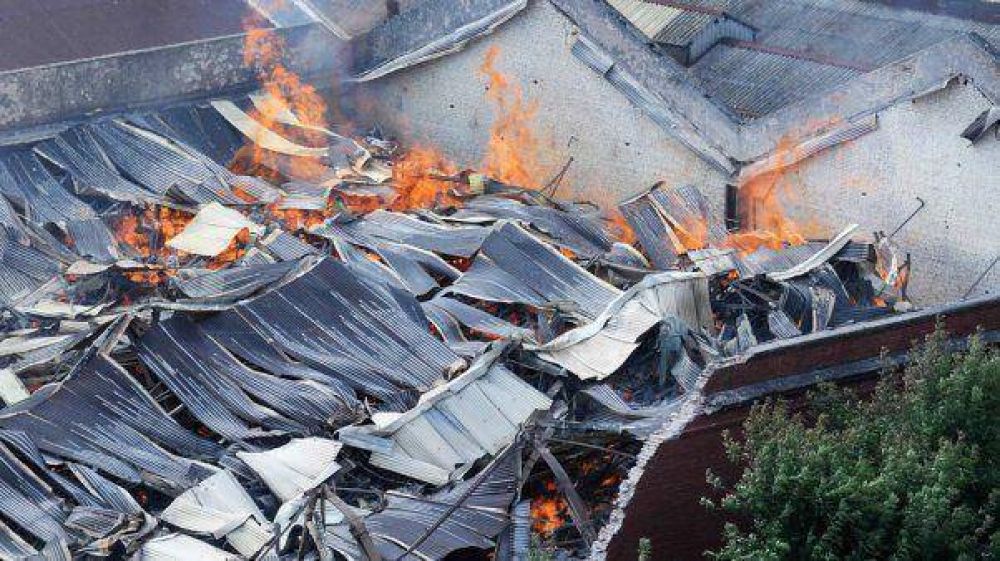 Un empleado de Iron Mountain asegur� que no se activaron los regadores