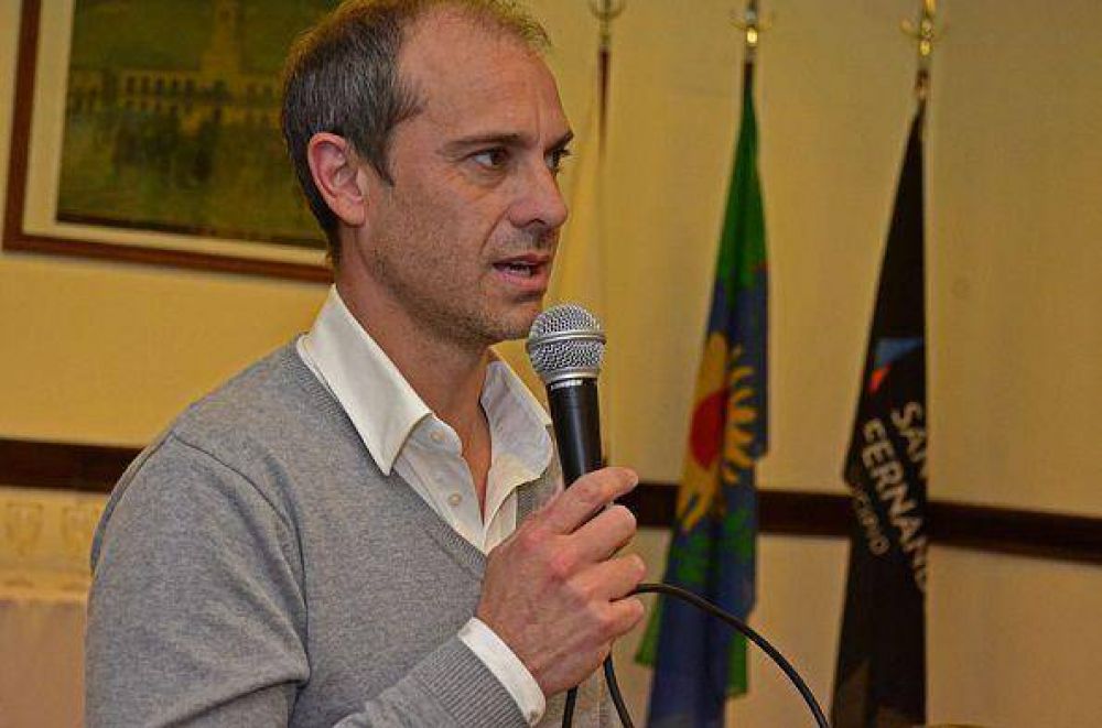�Scioli en San Fernando fue un visionario�, ironiz� Aparicio