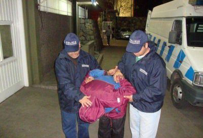 Se complica la situaci�n del joven acusado de acuchillar a dos personas en �La Jaula de Acero�