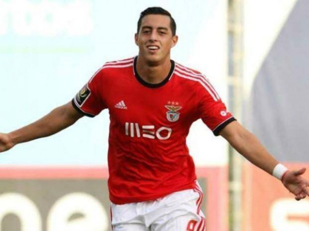 Funes Mori es el nueve apuntado para reforzar el ataque de Newell's