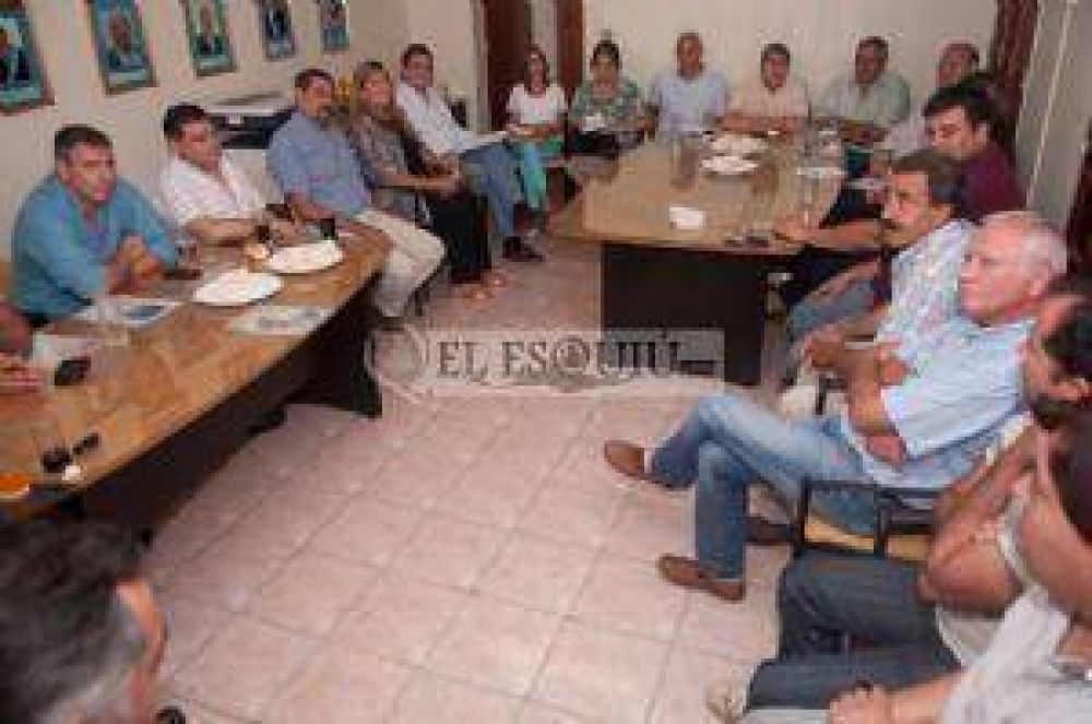 Los radicales decidieron que la convenci�n ser� en marzo