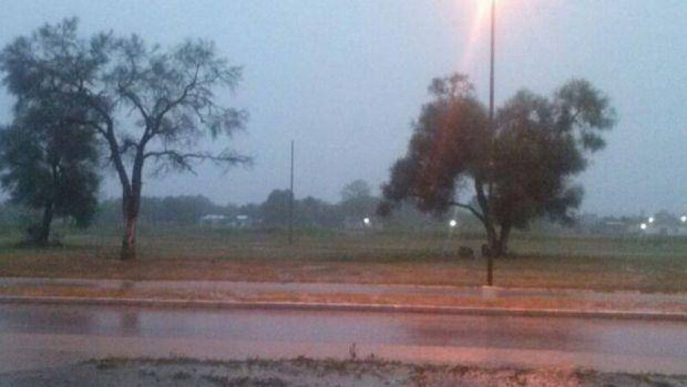 Emiten alerta por tormentas fuertes para el noroeste de Santiago