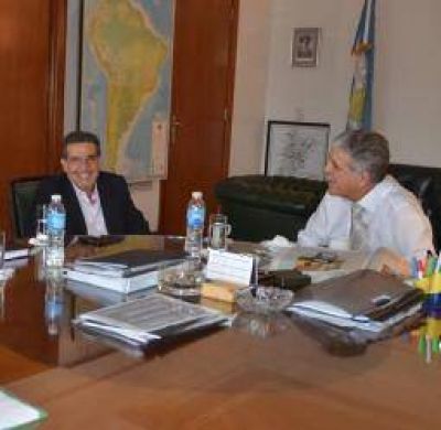 Naci�n aporta $190 millones para obras energ�ticas en La Rioja
