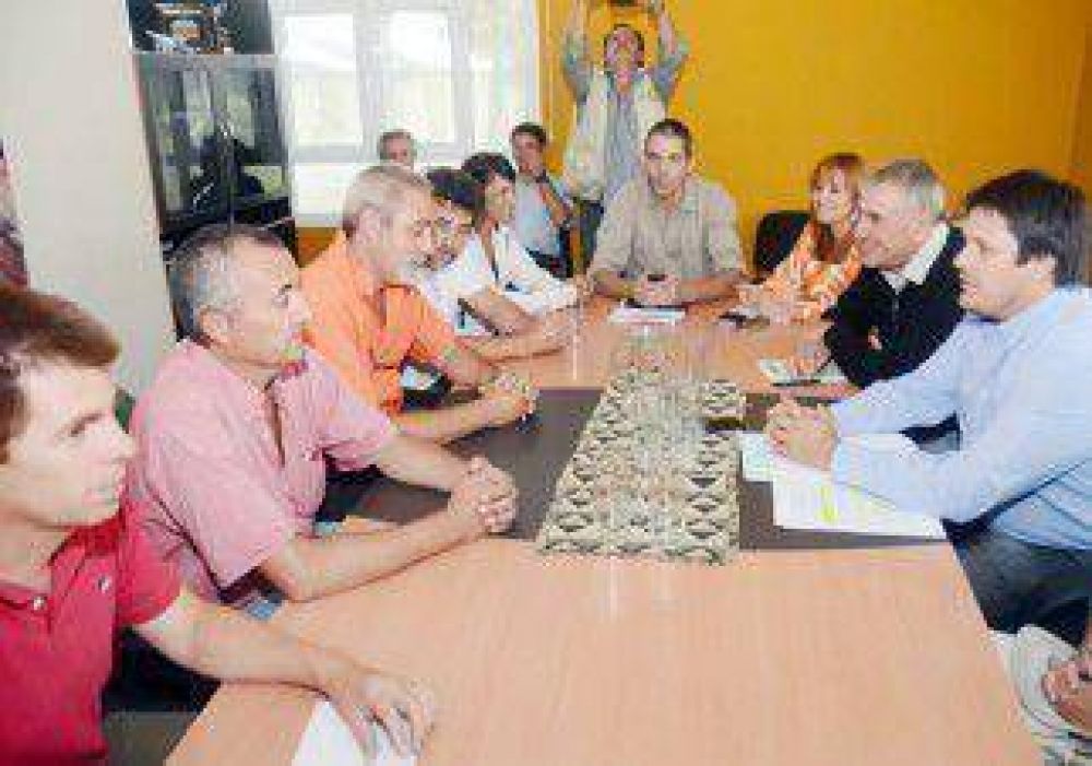Instan a docentes a aceptar el ofrecimiento salarial 