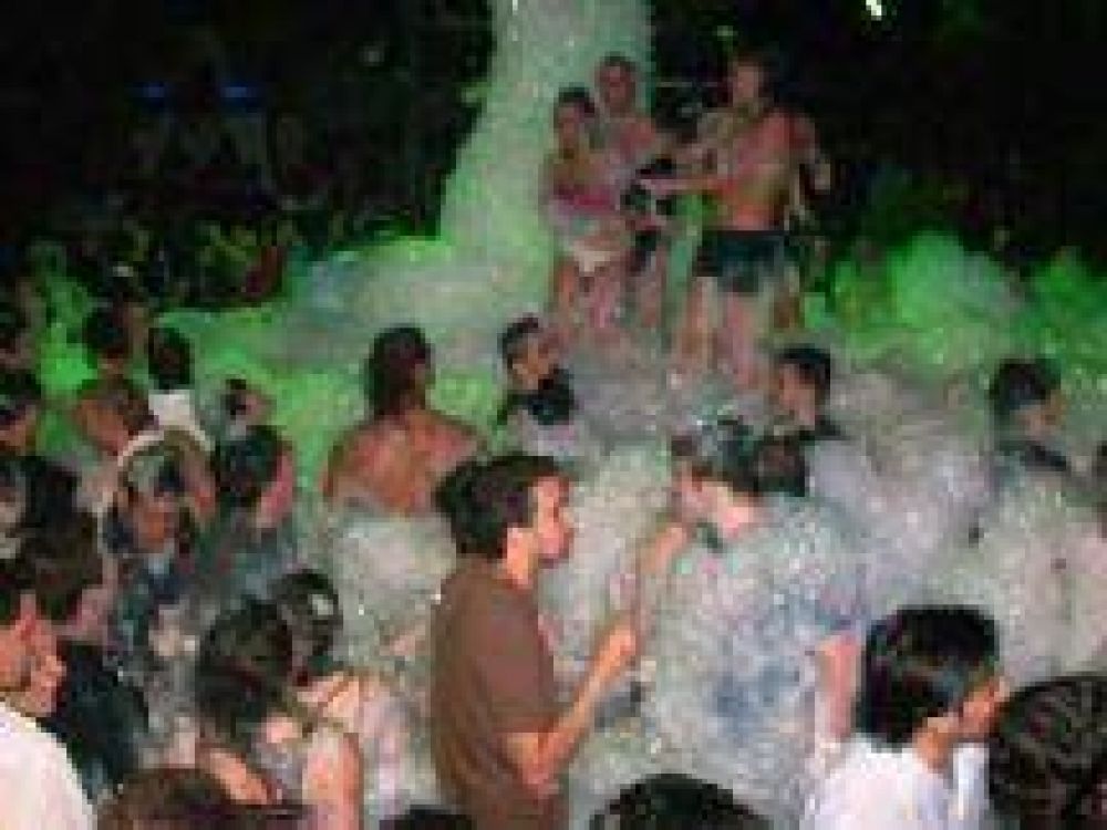 Video hot de una menor en Salta , unos buscan a los culpables y otros atacan a la v�ctima